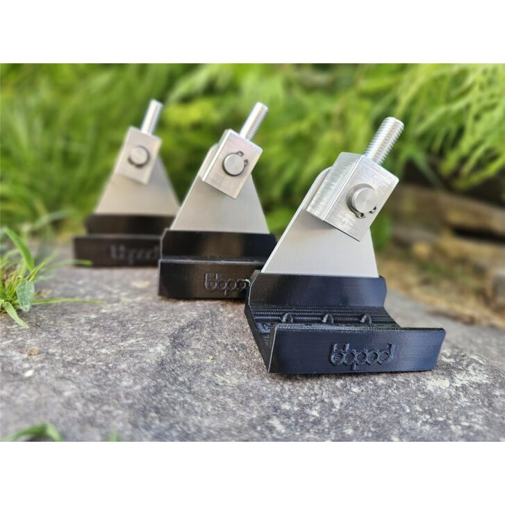 Baitboat Lifter Deeper Quest zwart