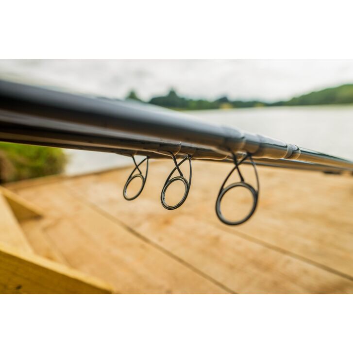 Preston Monster Xtreme Distance Feeder 4.2M