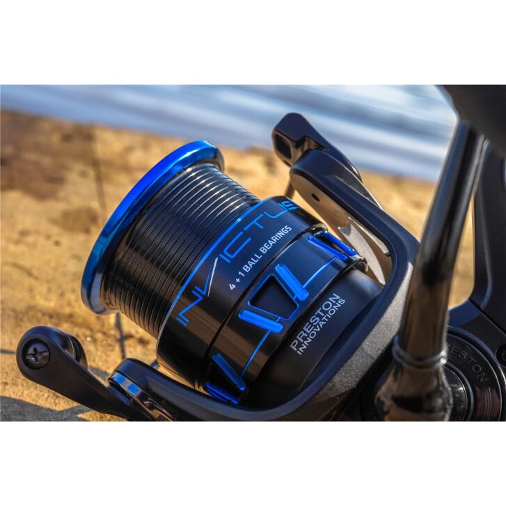Preston Invictus 320 Reel