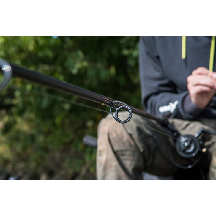 Matrix Horizon X Pro Distance Feeder