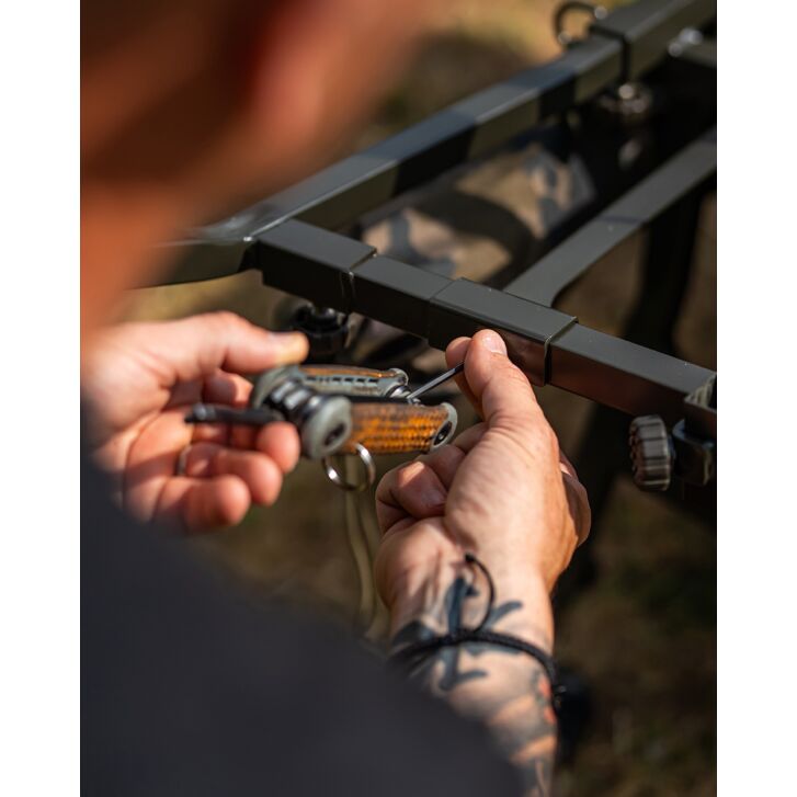 Carp-Porter Rear Bucket Bracket