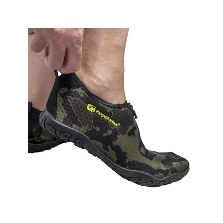 RidgeMonkey APEarel Dropback Aqua Shoes Camo Size UK9 (EU43)