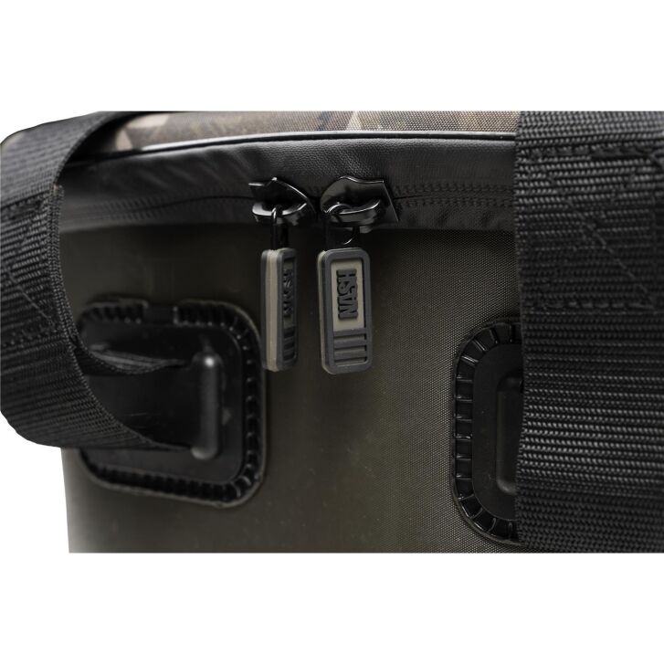Nash Subterfuge Waterbox Carryall Small 24L