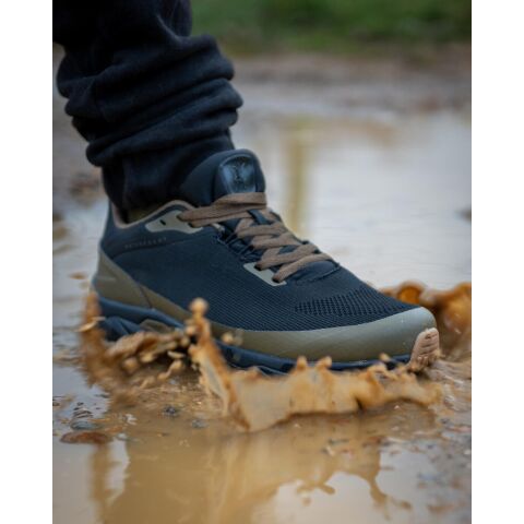Fox Explorer Trainer V2 - Sz 11 / 45
