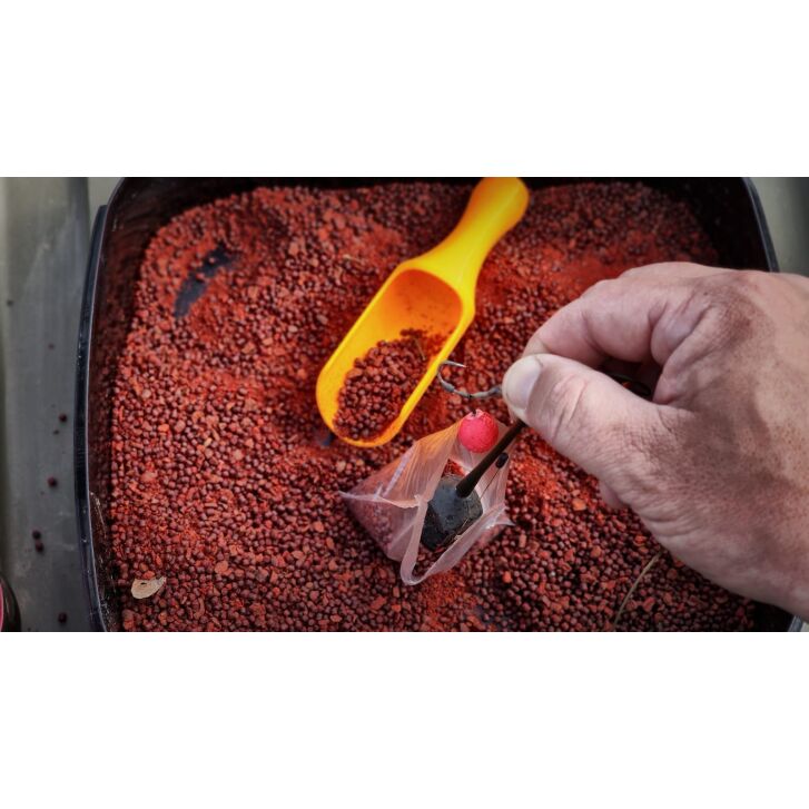 Carpbrothers PVA Scoop, de slimme schep voor het vullen van PVA