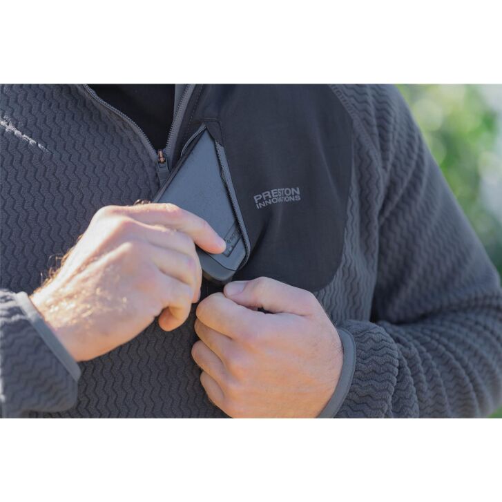 Preston Core Collection Zig Zag Fleece