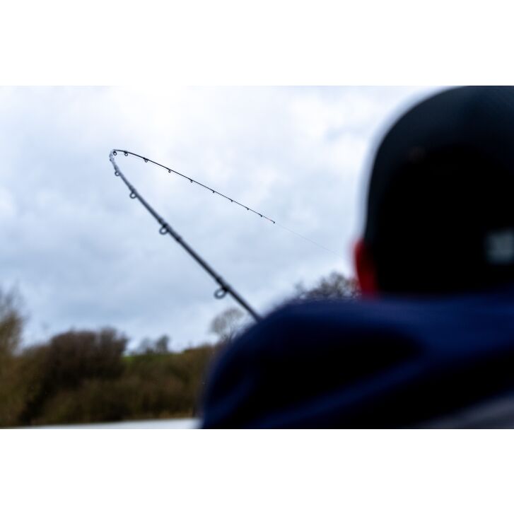 Guru Aventus R 120" 3pc Distance Feeder 1-120g