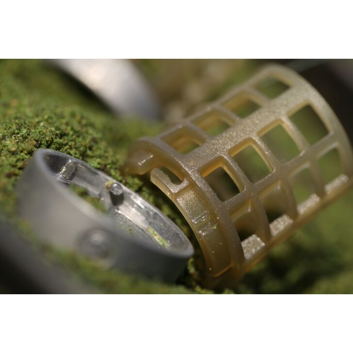 Guru X-Change Distance Feeder Caged