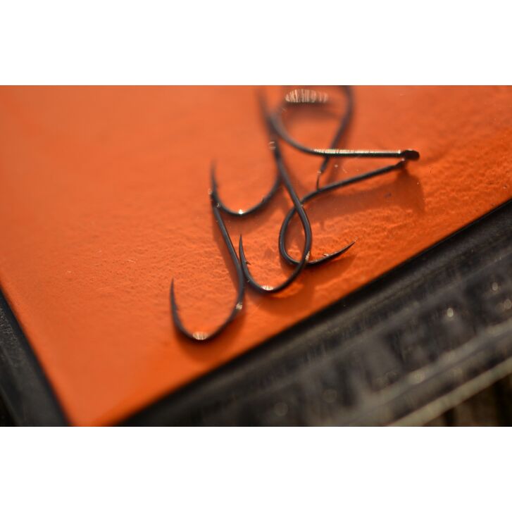 Guru Feeder Special Hook (Barbed/Spade End)
