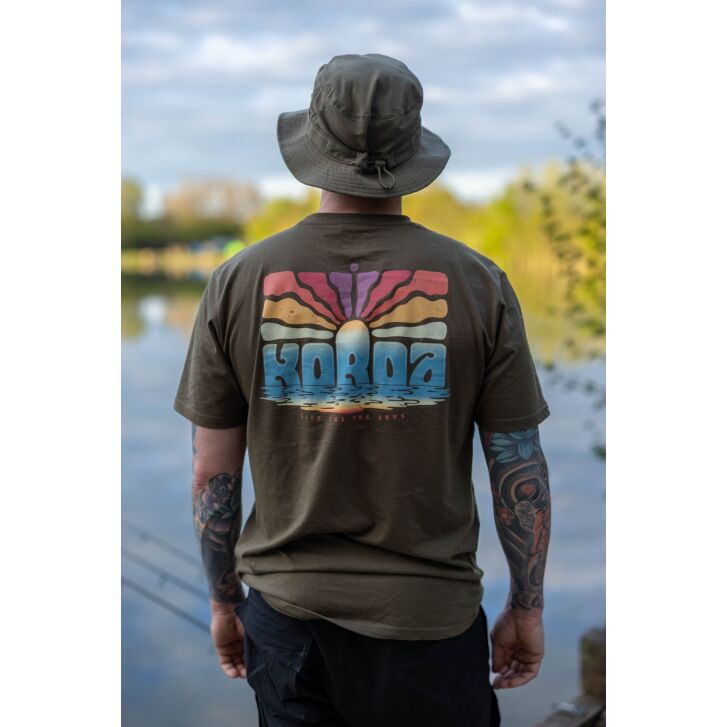Korda Dawn Vibes Tee | Dark Olive