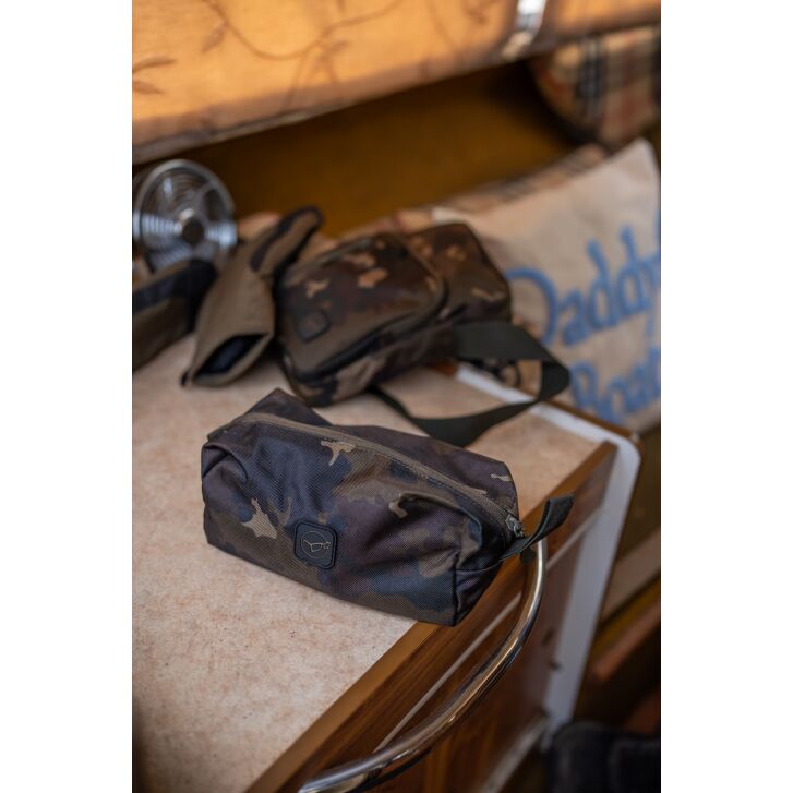 Korda Wash Bag | Dark Kamo